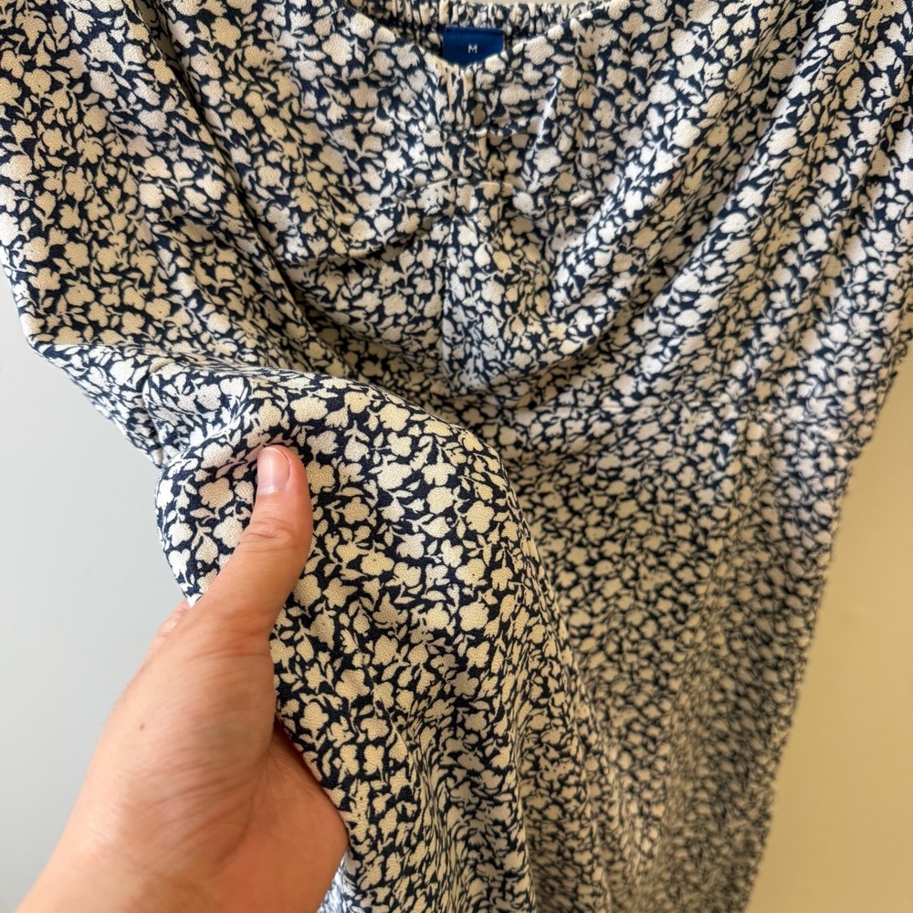 Old Navy Navy and White Floral Mini Dress - Picture 6 of 7